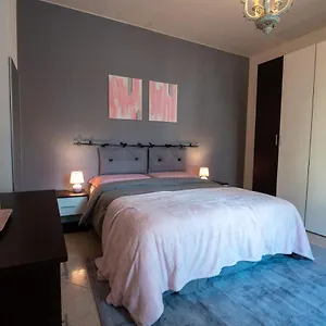 Accogliente, Con Parcheggio Privato Appartement